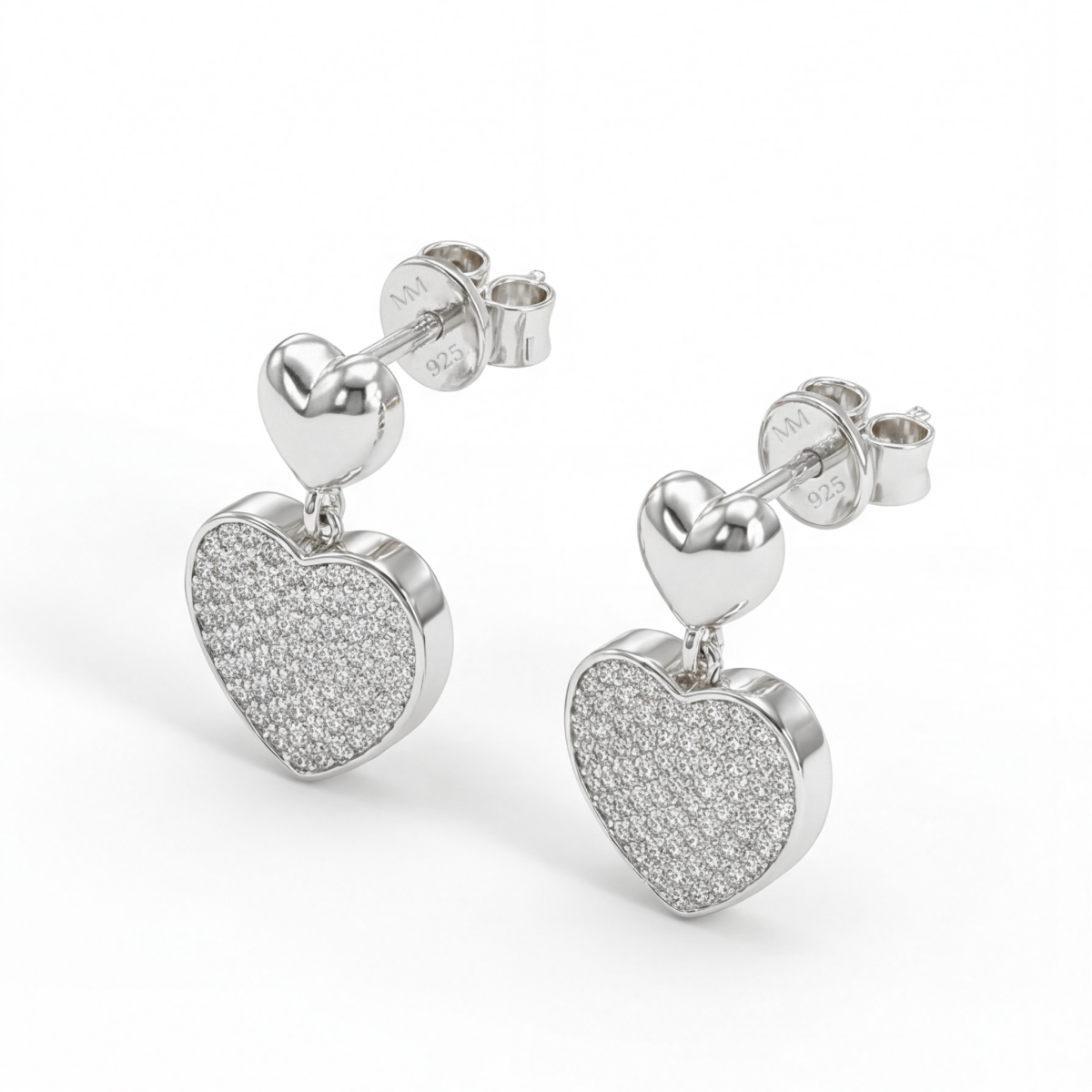 Hearts of Pavé - Moissaniittiriipuskorvakorut pavé-istutuksella