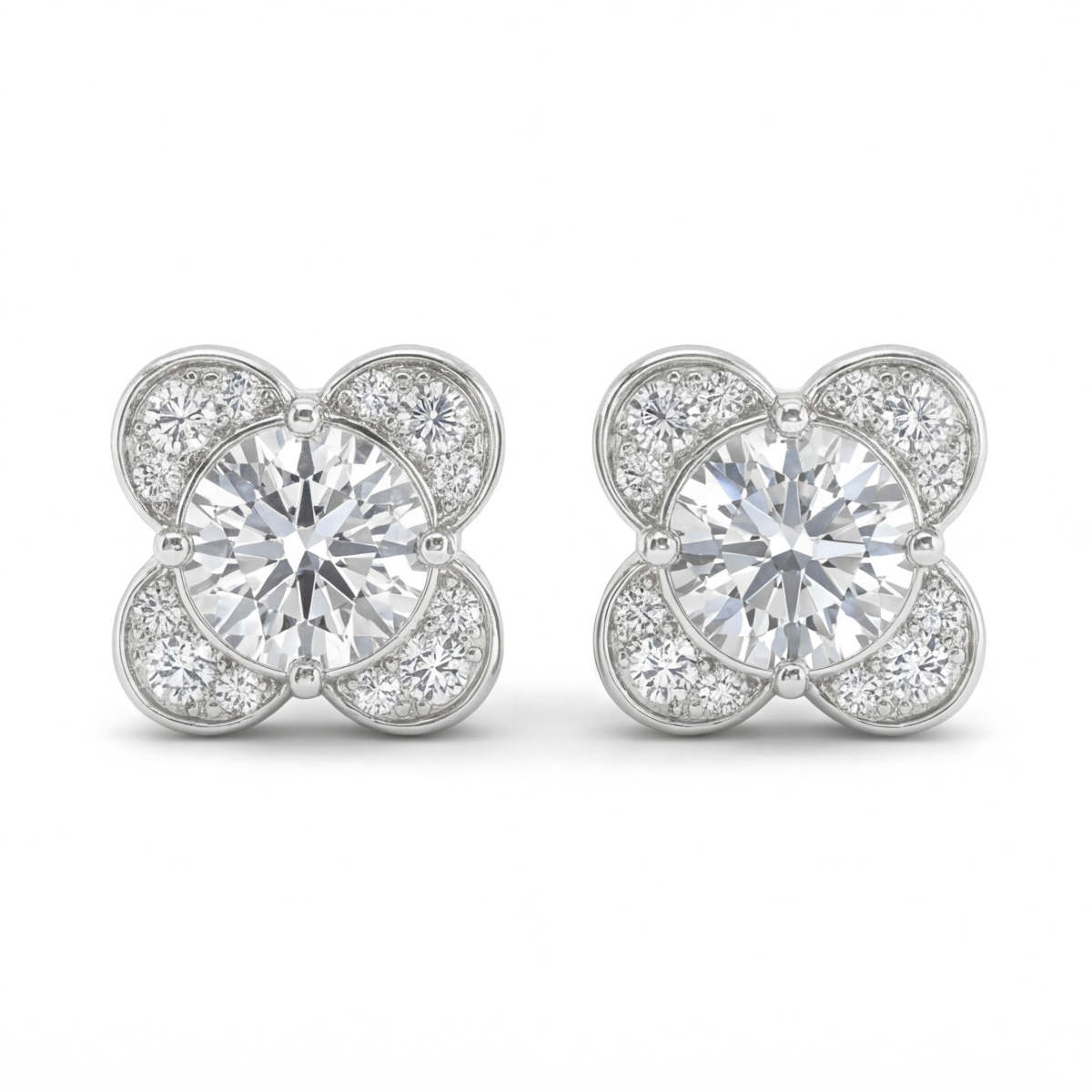 Moissanite Blooms - Moissaniittinappikorvakorut