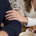 Soleil - Ovaali moissaniittihalosormus pavé-rungolla